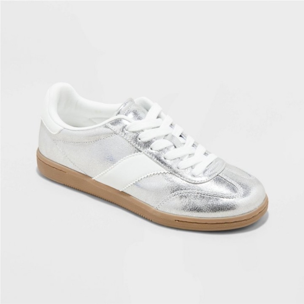 NEVER WORN Silver Sneakers
